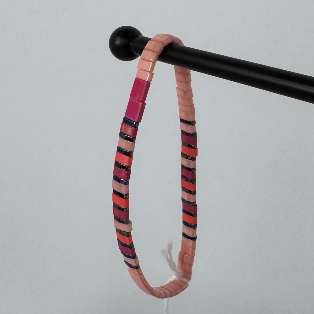 HAND MADE Miyuki Tila Tile Stretch BRACELET Peach Coral Crimson 6.5” Glass NWT